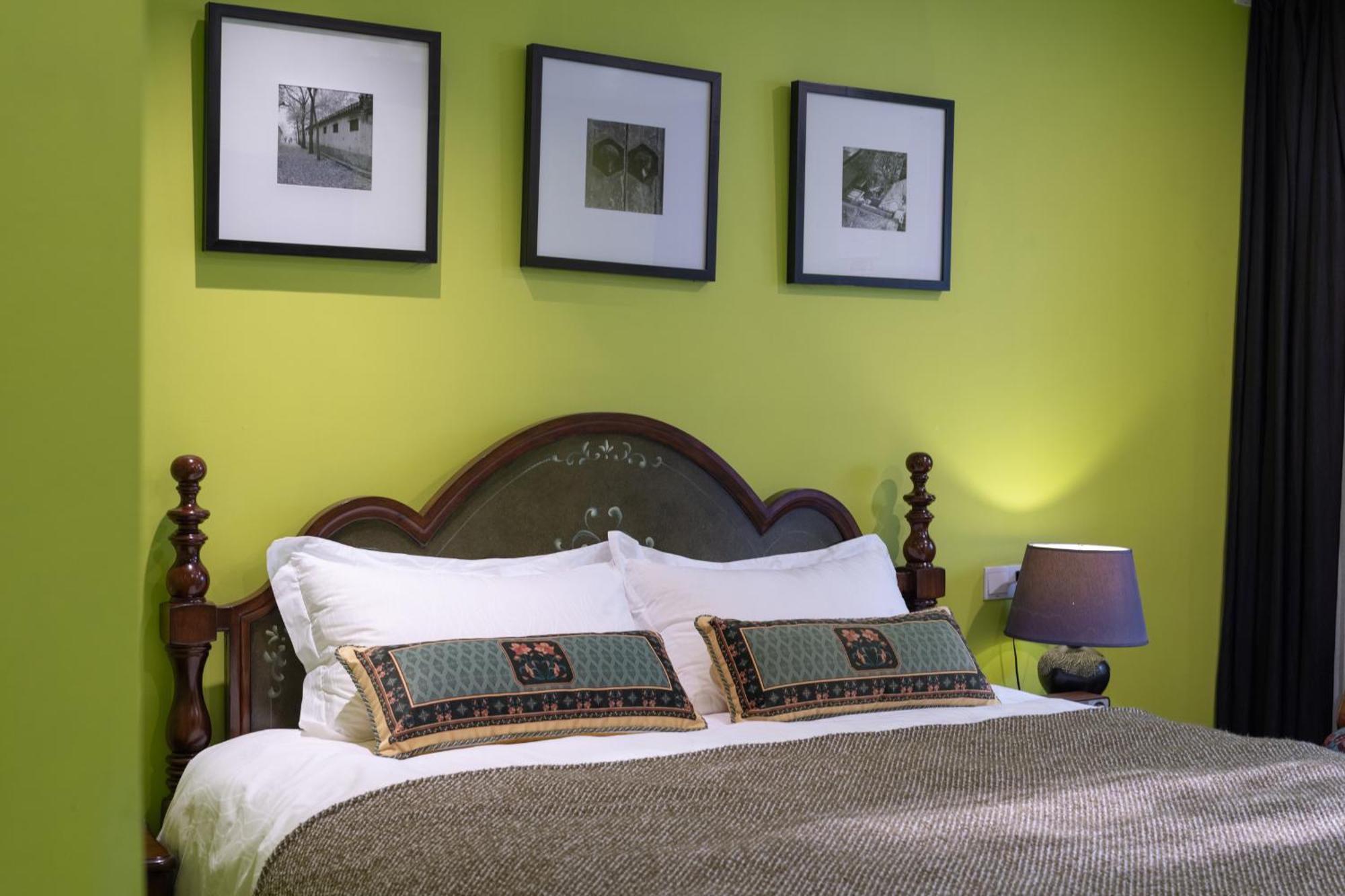 Hotel Cote Cour Deductive Beijing - Quadrangle Close To Tiananmen Square & Forbidden City & Nanluoguxiang, Walk To Wangfujing, English Speaking, Free Wifi, Free Laundry, Free Wonton & Noodles With Tour Ticket Service, Free Selfies With Ancient Costum Kültér fotó